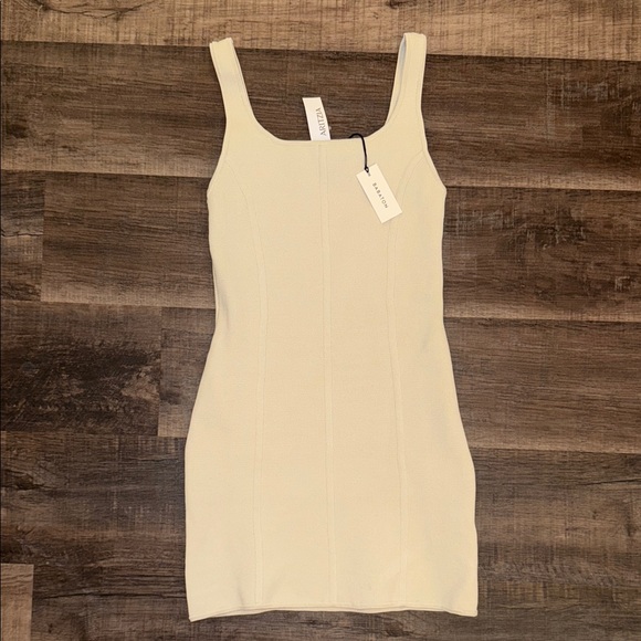 Aritzia Dresses & Skirts - Aritzia Cream Mini Dress